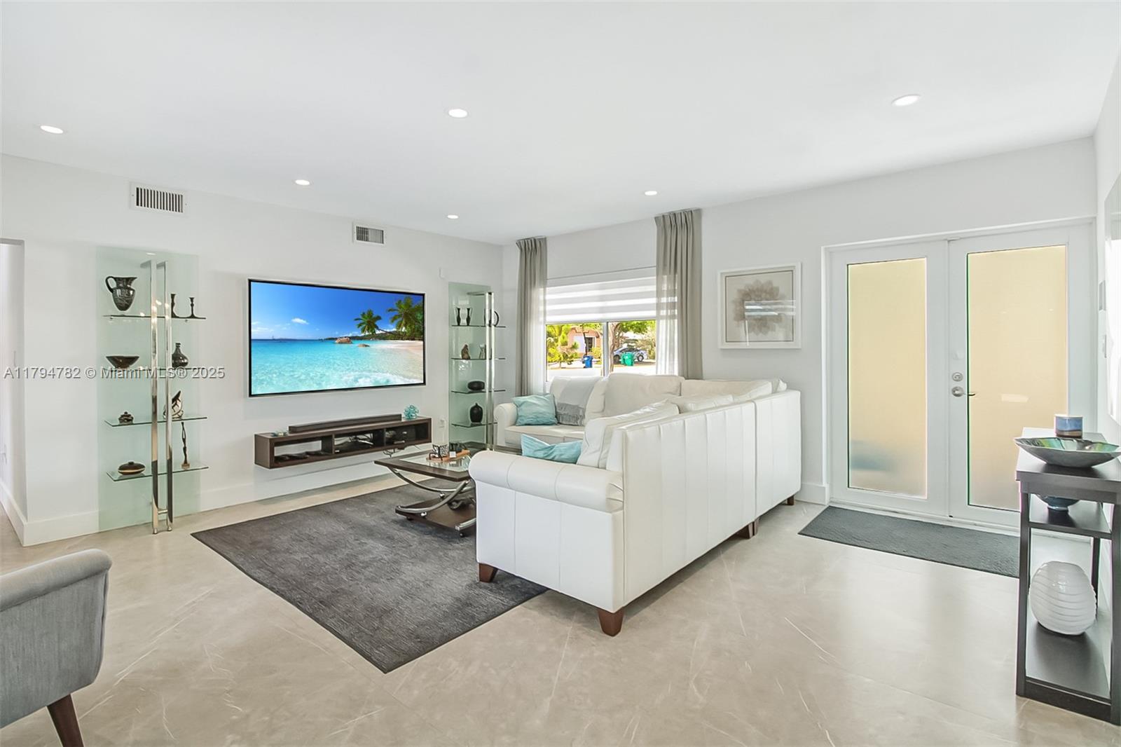 CAMBRIA HEIGHTS - Residential