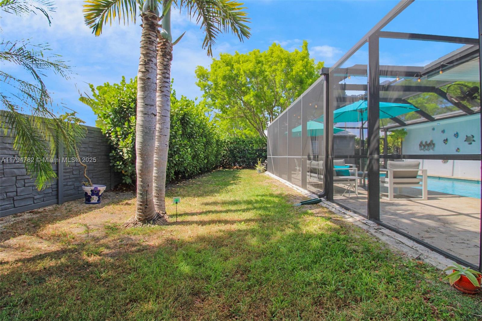 CAMBRIA HEIGHTS - Residential