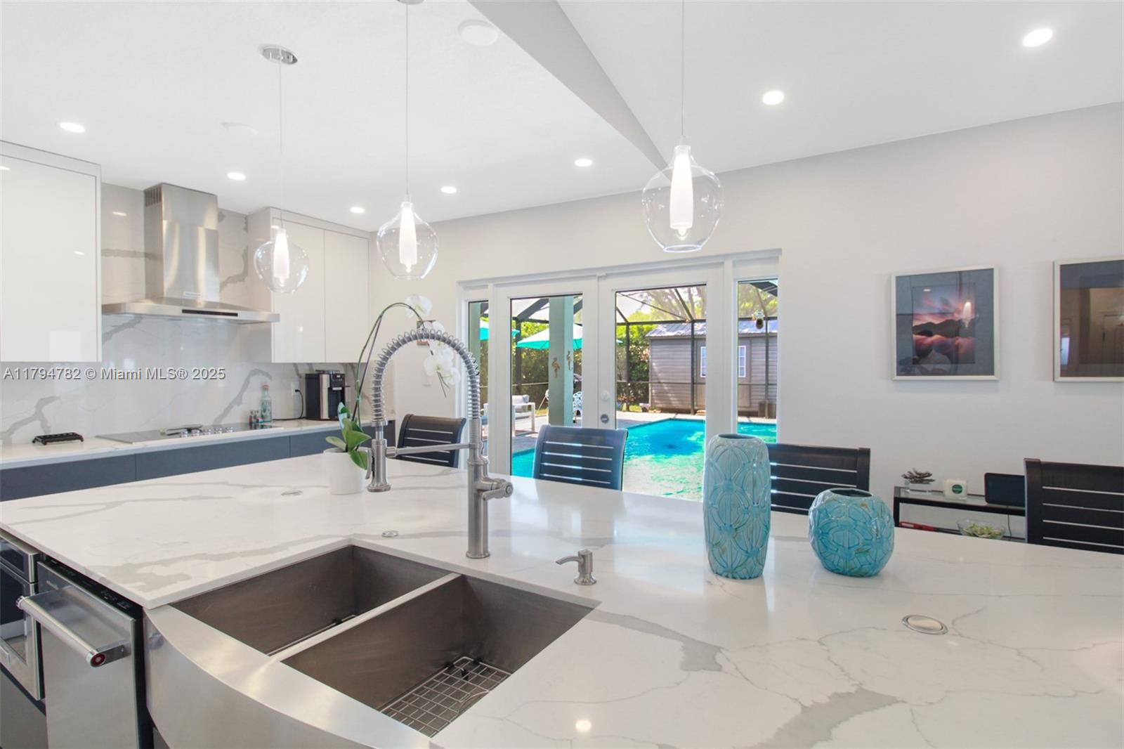 CAMBRIA HEIGHTS - Residential
