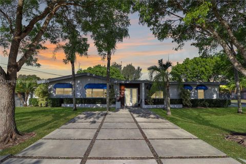 14600 SW 87th Ct Palmetto Bay FL 33176