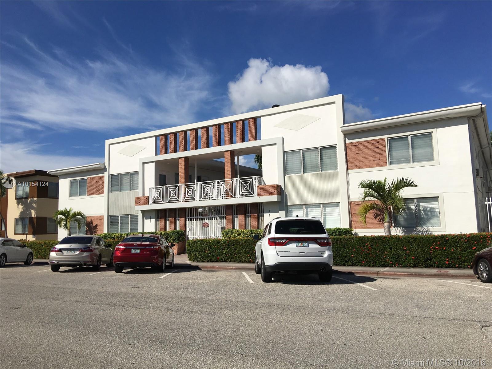 Great location. Walking distance to the beach, restaurants and shops. Spacious and nicely kept 1/1 in secure complex. Tiled floors, central A/C, and remodeled kitchen. Building has washer and dryer. No pets. Maximum 2 people. Come and live the beach life....
