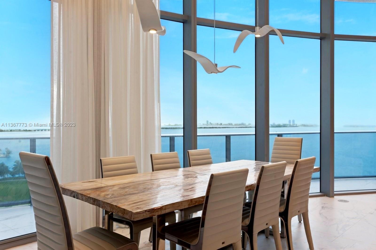 ARIA ON THE BAY CONDO - Residential