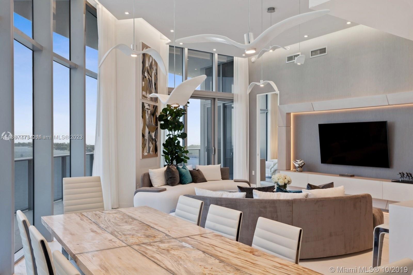 ARIA ON THE BAY CONDO - Residential