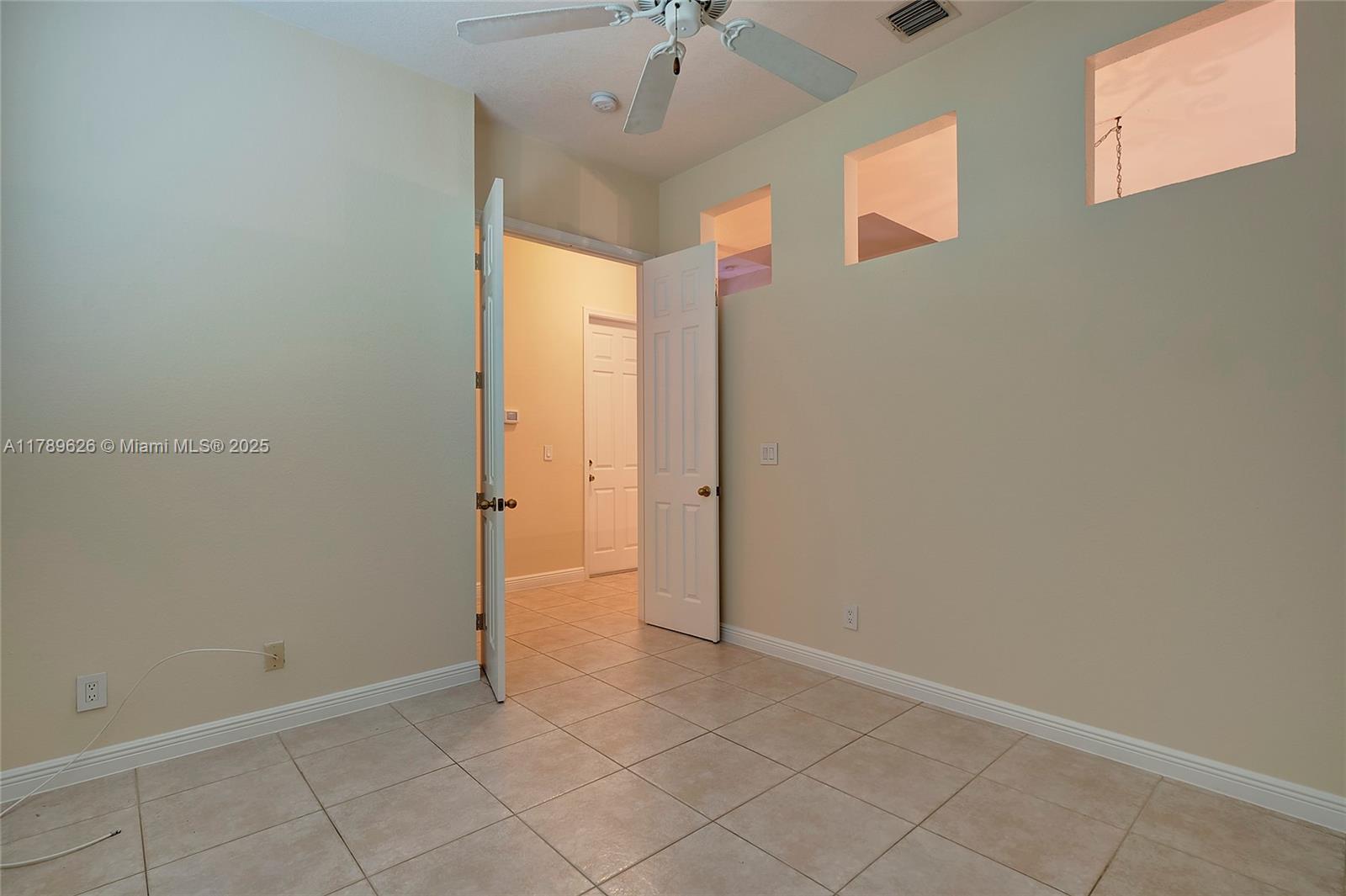 ADDISON TRACE - Residential Lease