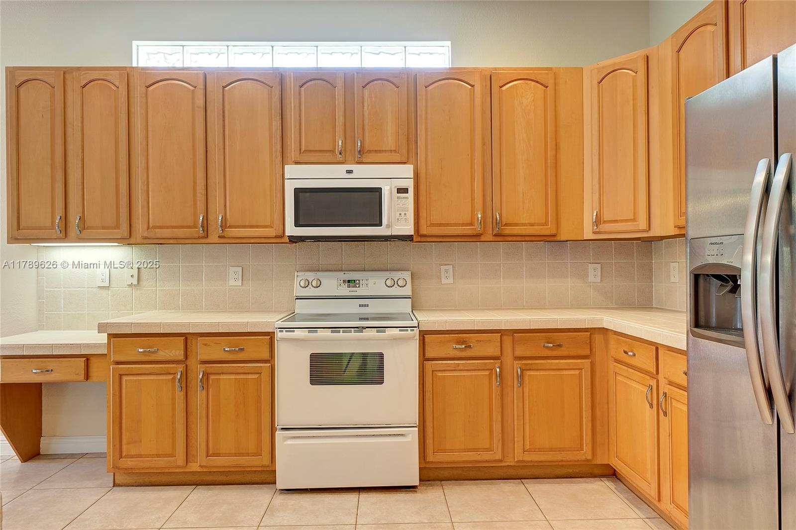 ADDISON TRACE - Residential Lease