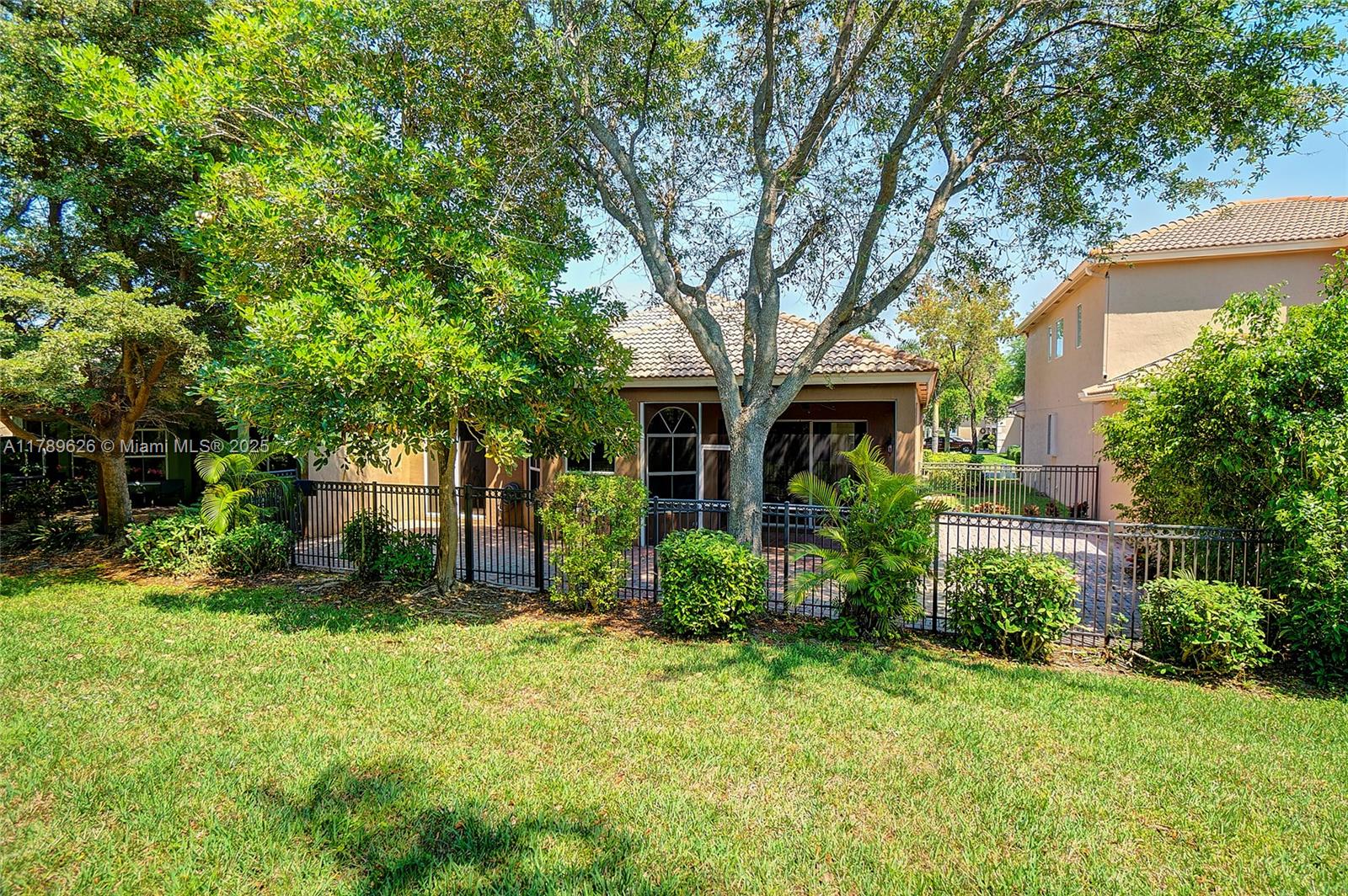 ADDISON TRACE - Residential Lease