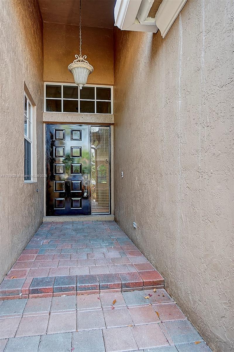 ADDISON TRACE - Residential Lease