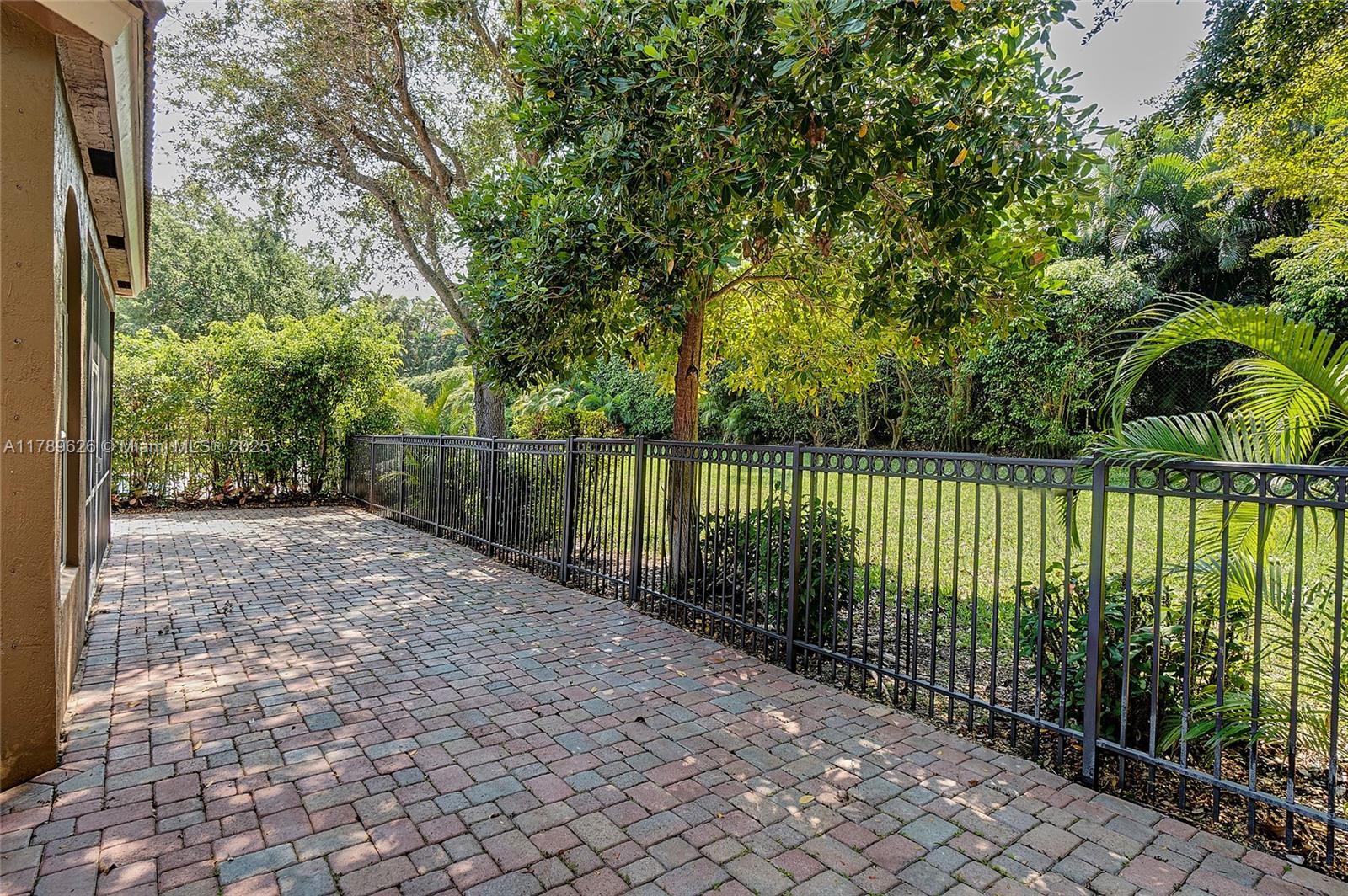 ADDISON TRACE - Residential Lease