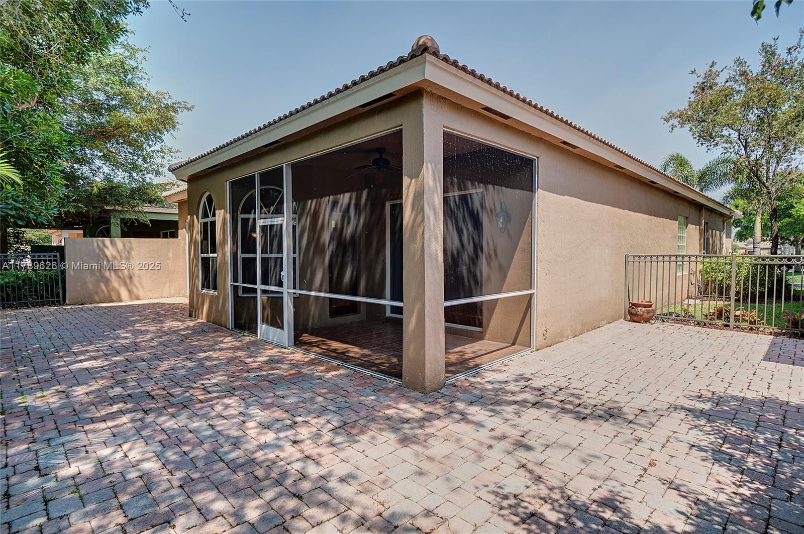 ADDISON TRACE - Residential Lease