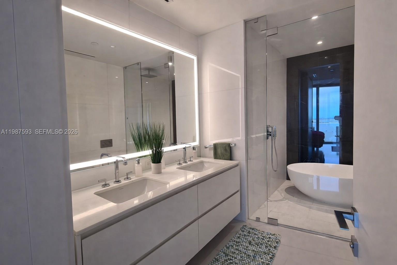 Aston Martin Residences - Residential