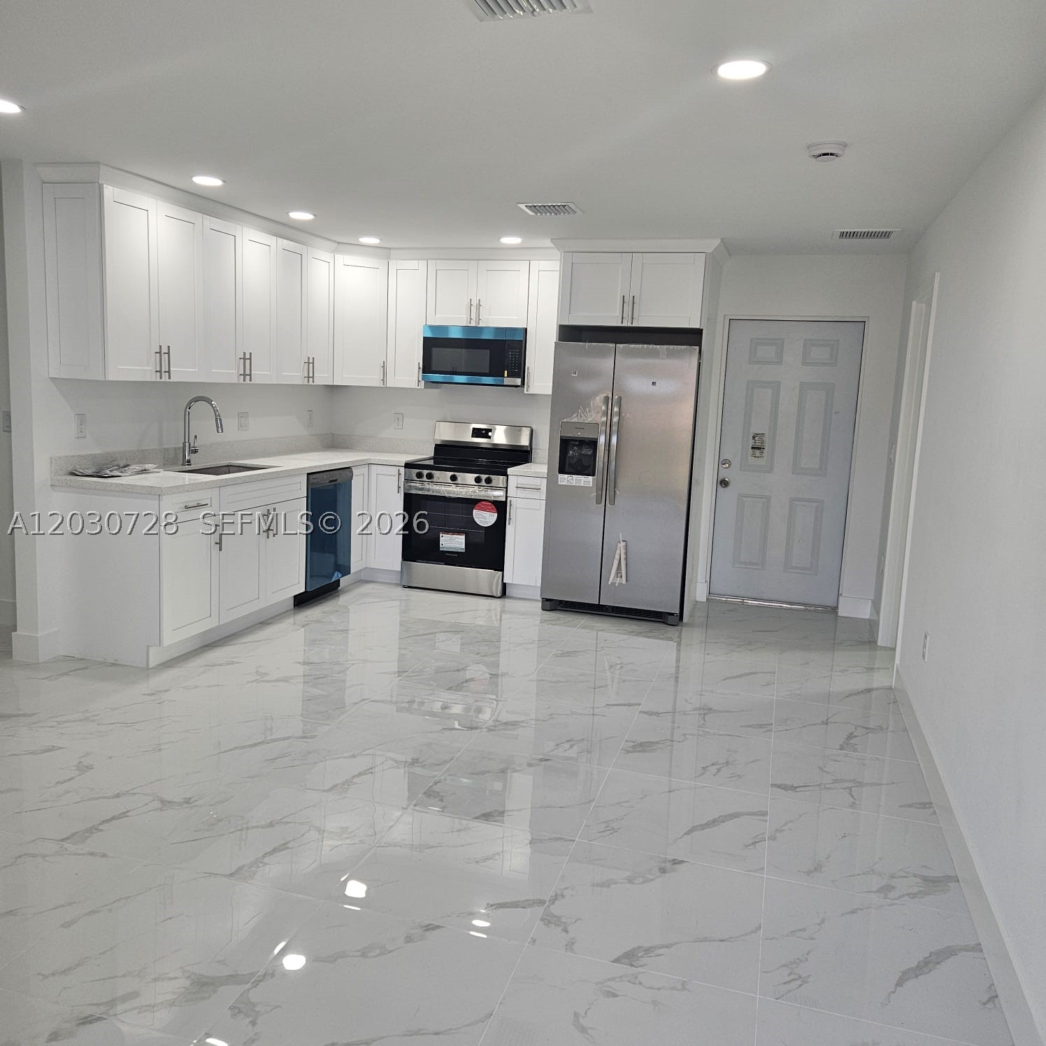 3819 3rd st W
