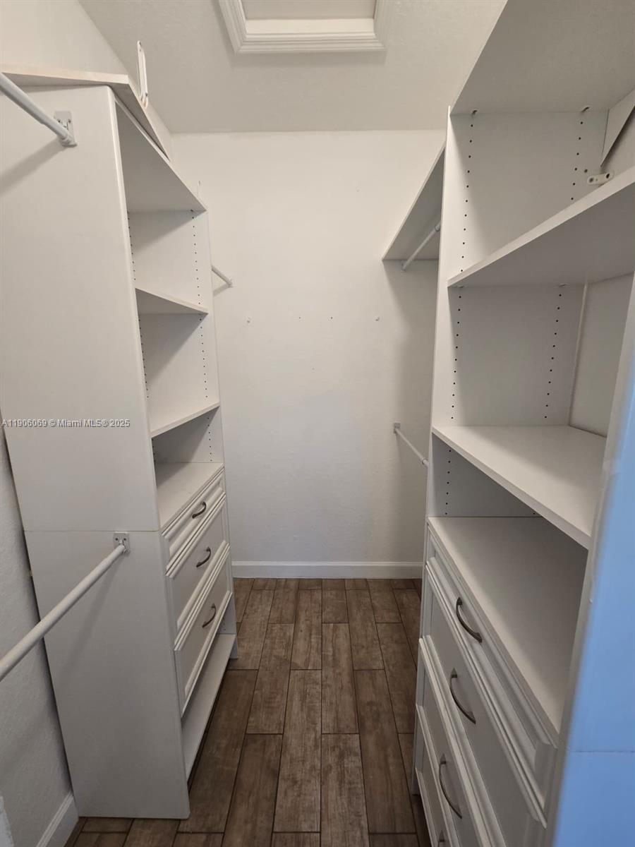 KEYS GATE RESIDENTIAL - Residential Lease