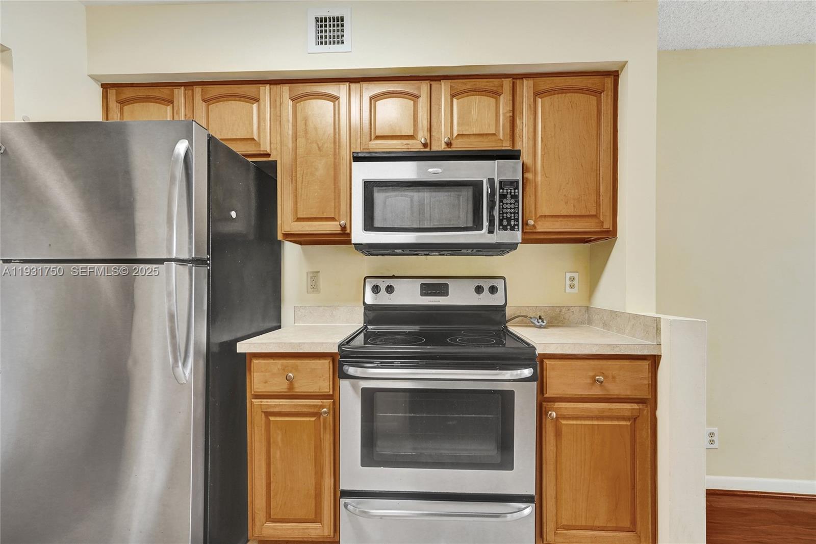 CITATION WAY CONDO - Residential Lease