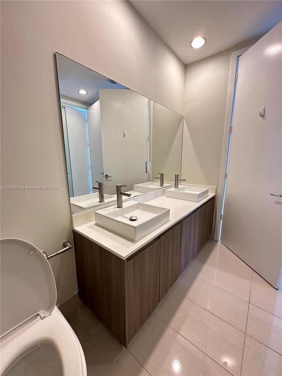 Cassa Brickell Condominium - Residential Lease