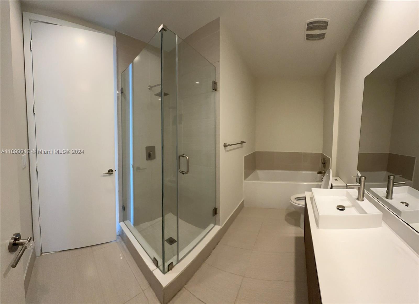 Cassa Brickell Condominium - Residential Lease
