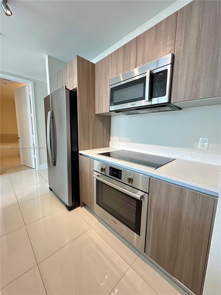 Cassa Brickell Condominium - Residential Lease