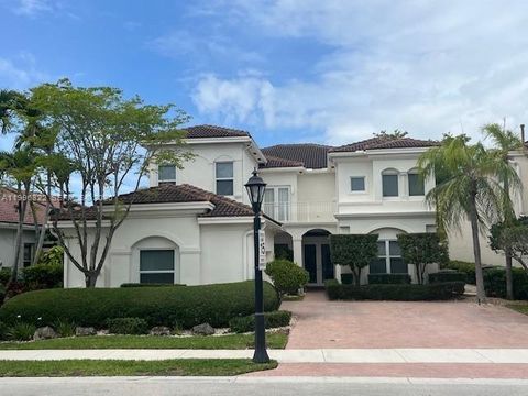 19420 NE 17th Ave Miami FL 33179