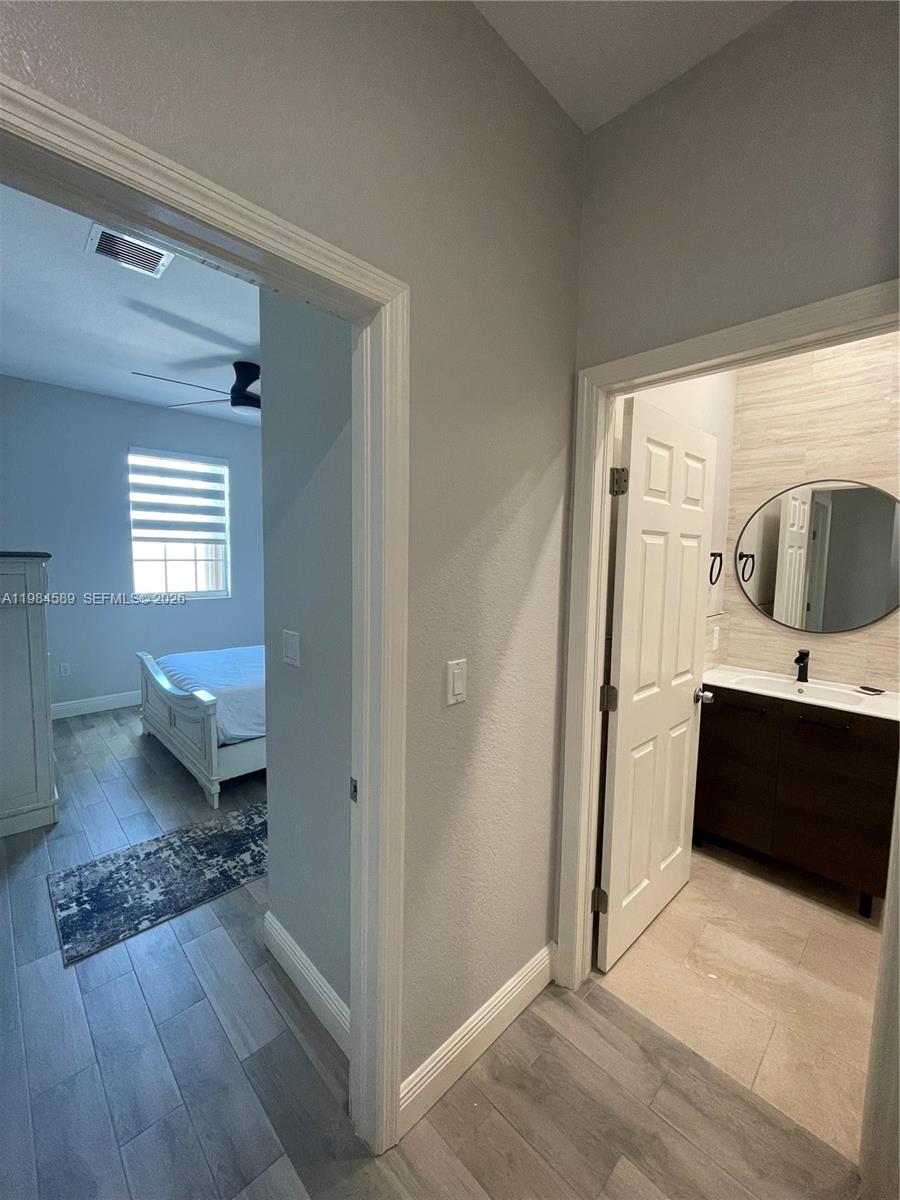 LAKES BY THE BAY GEE - Residential