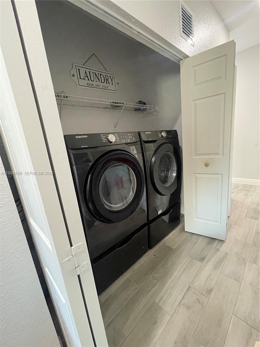 LAKES BY THE BAY GEE - Residential