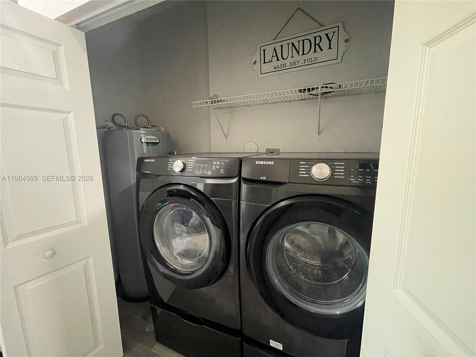 LAKES BY THE BAY GEE - Residential