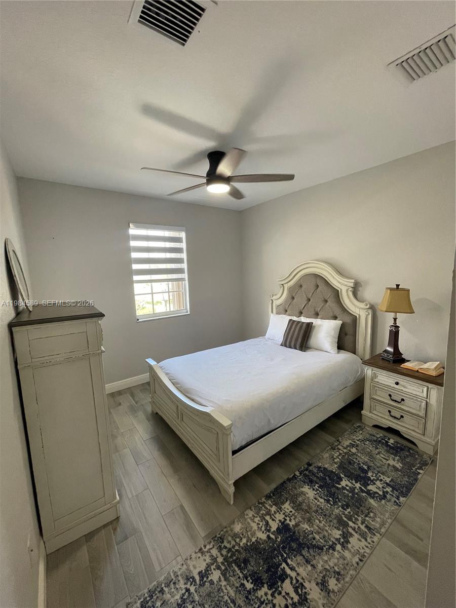 LAKES BY THE BAY GEE - Residential