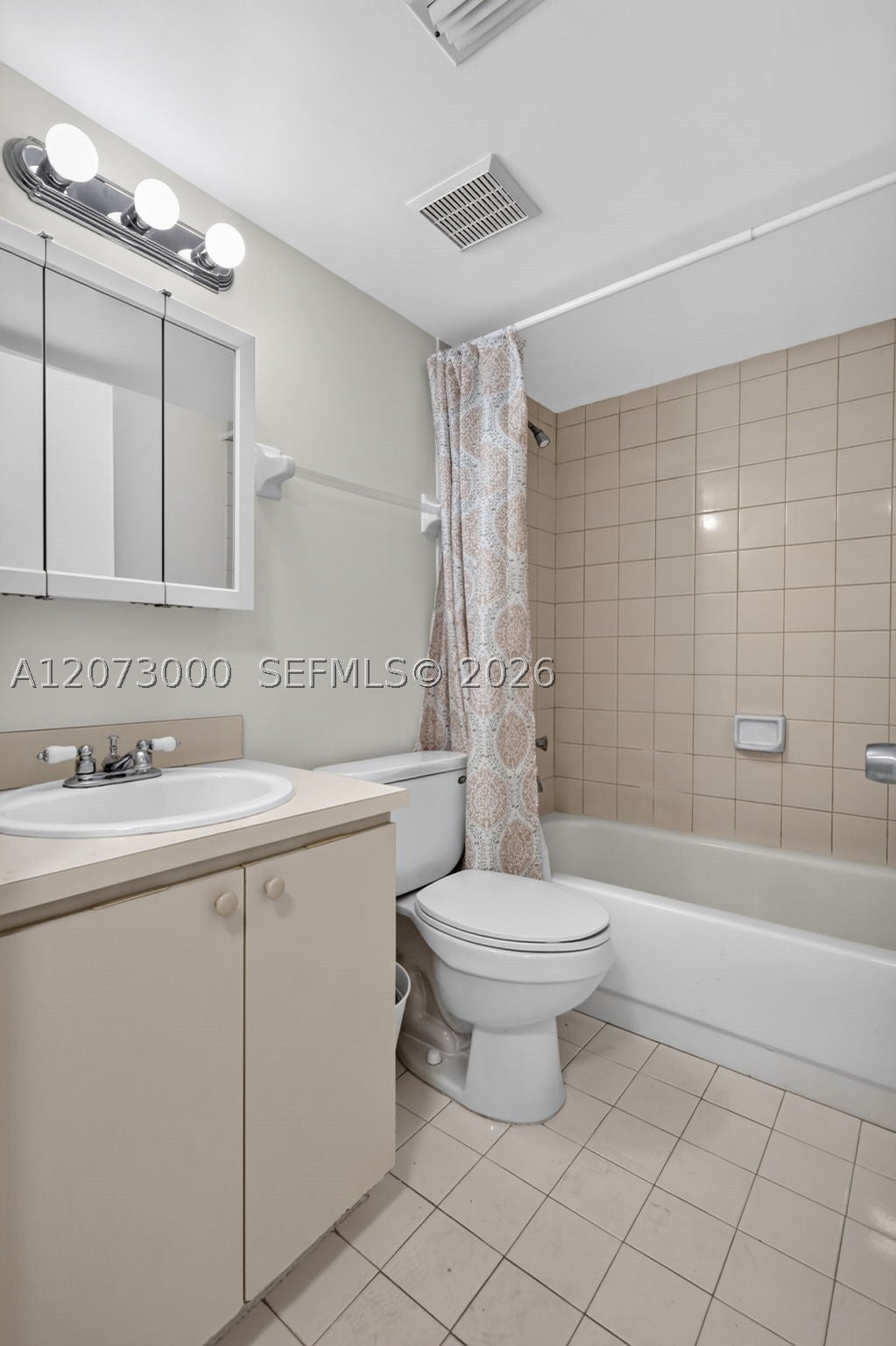199 SW 12th Ave