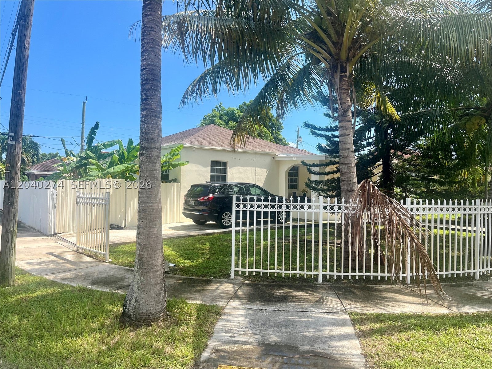 521 NW 32nd Pl
