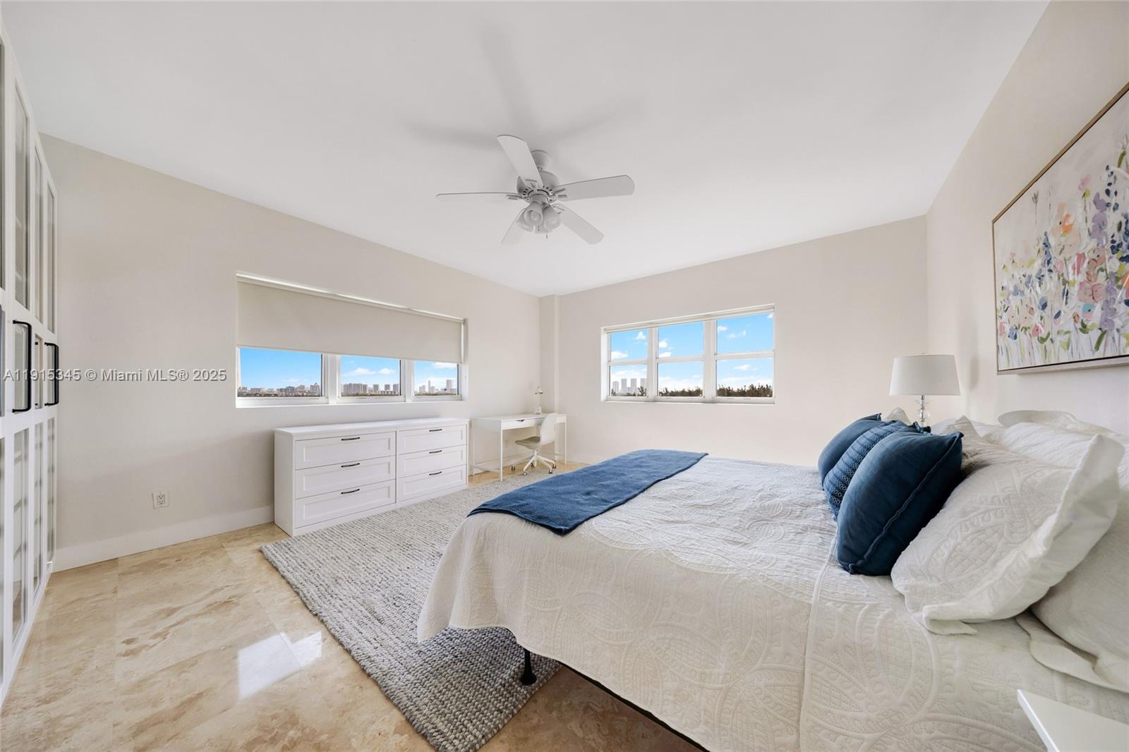 THE OAKS I CONDO - Residential