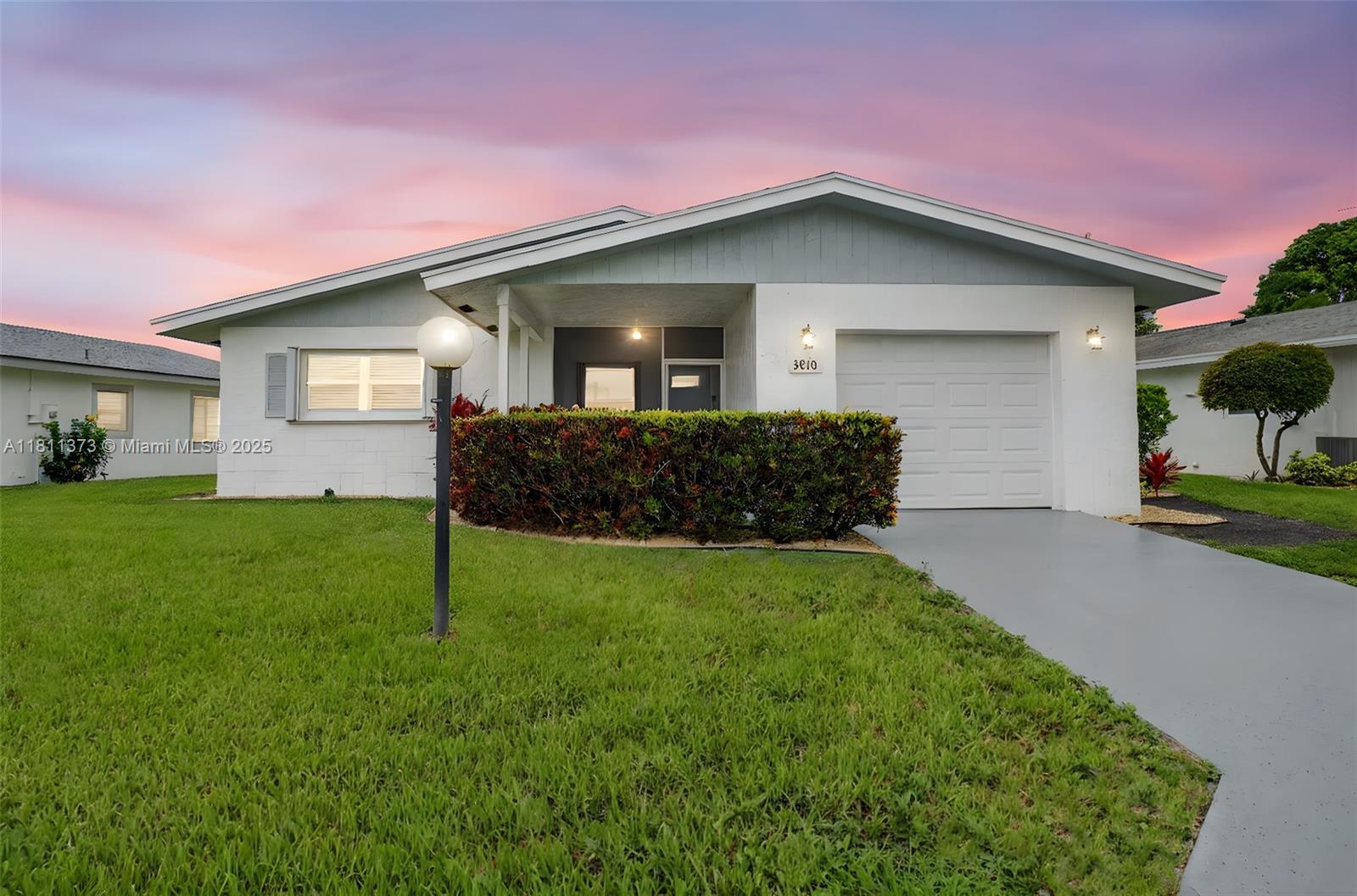 CYPRESS LAKES 8 - Residential