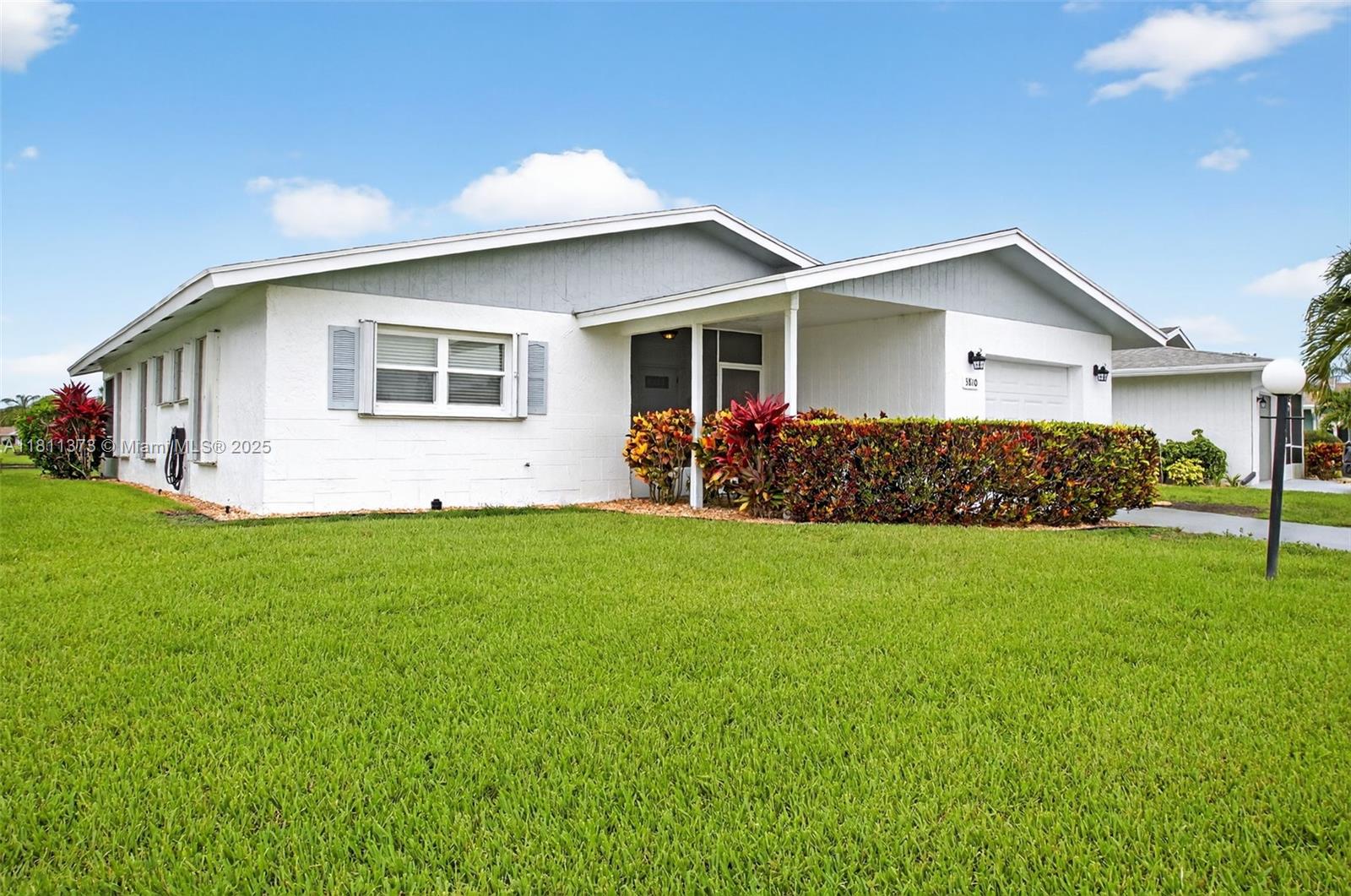 CYPRESS LAKES 8 - Residential