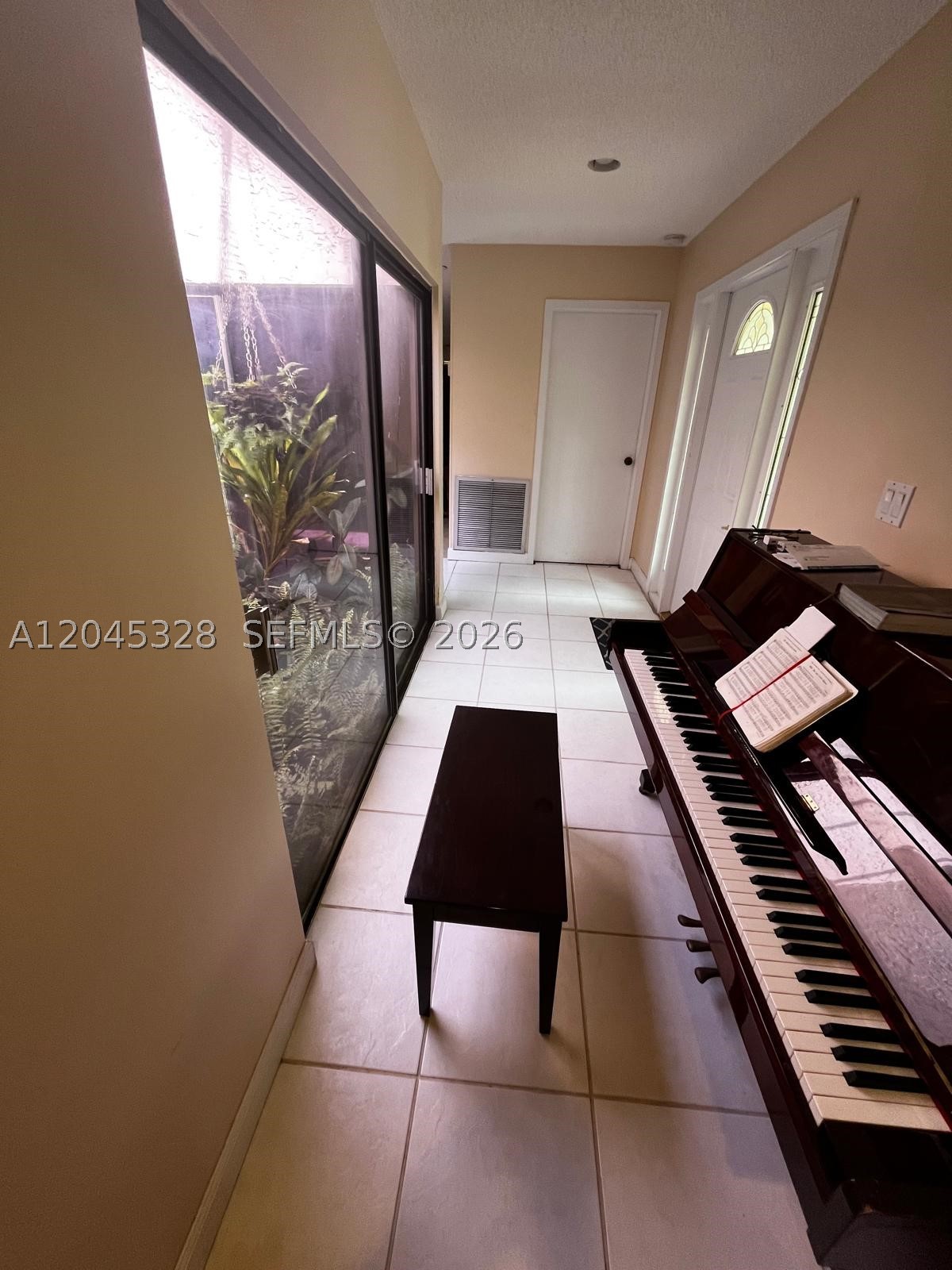 11540 NW 40th St