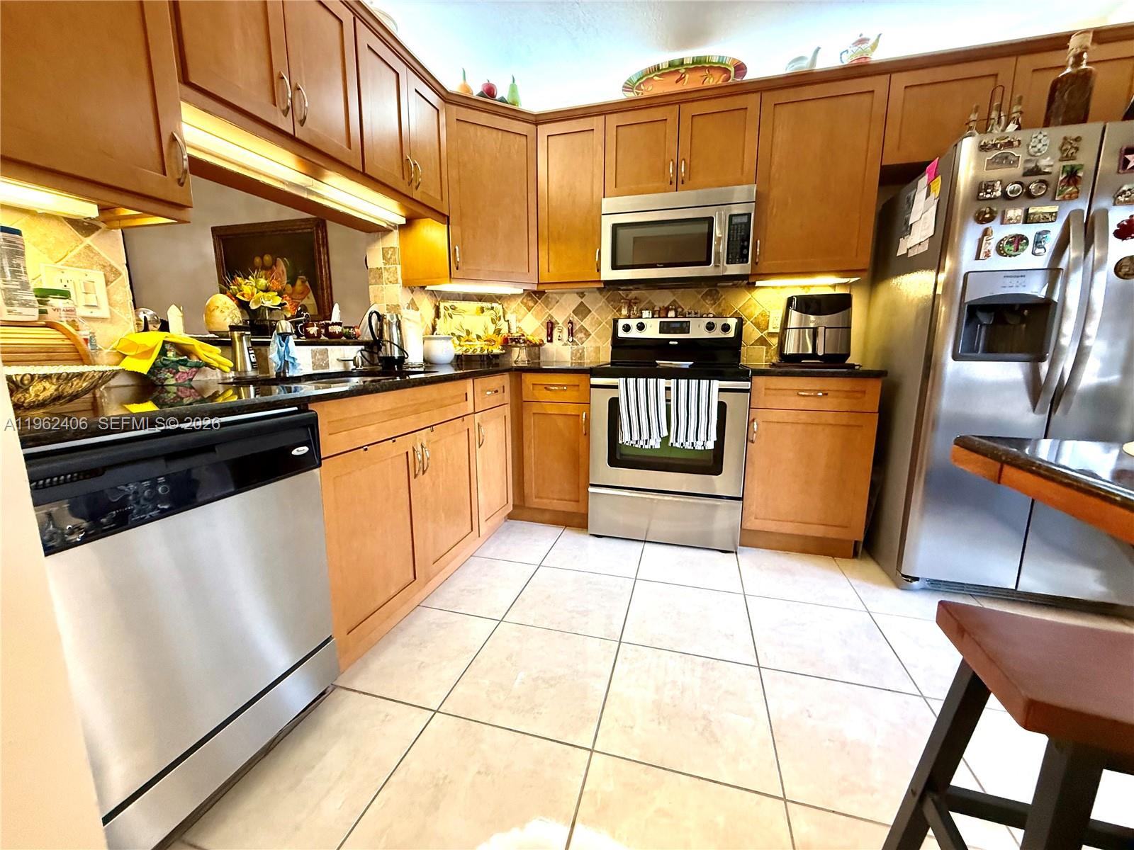 SAN REMO GOLF & TENNIS CL - Residential