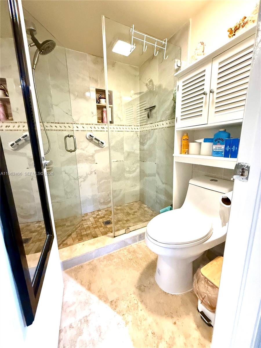 SAN REMO GOLF & TENNIS CL - Residential