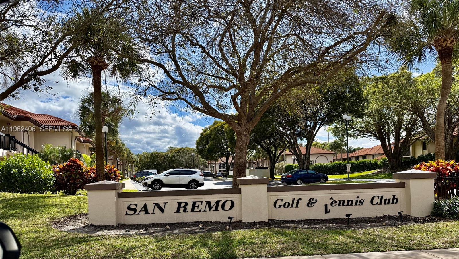 SAN REMO GOLF & TENNIS CL - Residential