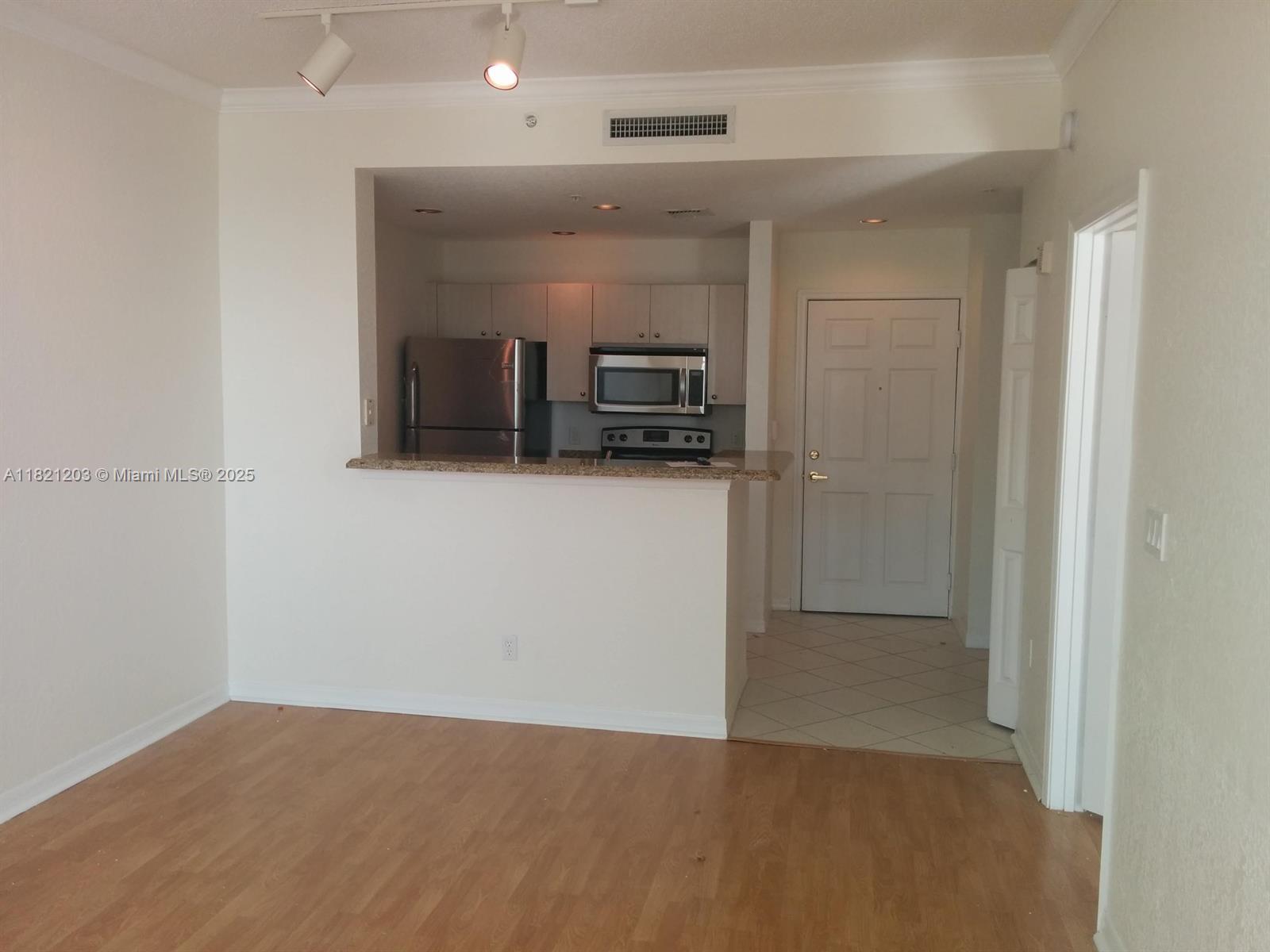 FLAGLER POINTE CONDO - Residential Lease