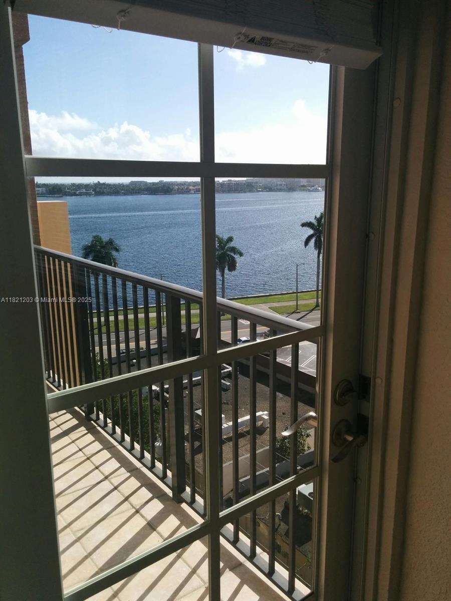 FLAGLER POINTE CONDO - Residential Lease