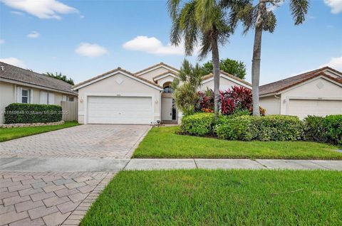 Photo of 8895 Harrods Dr, Boca Raton, FL 33433 (MLS # A11889648)