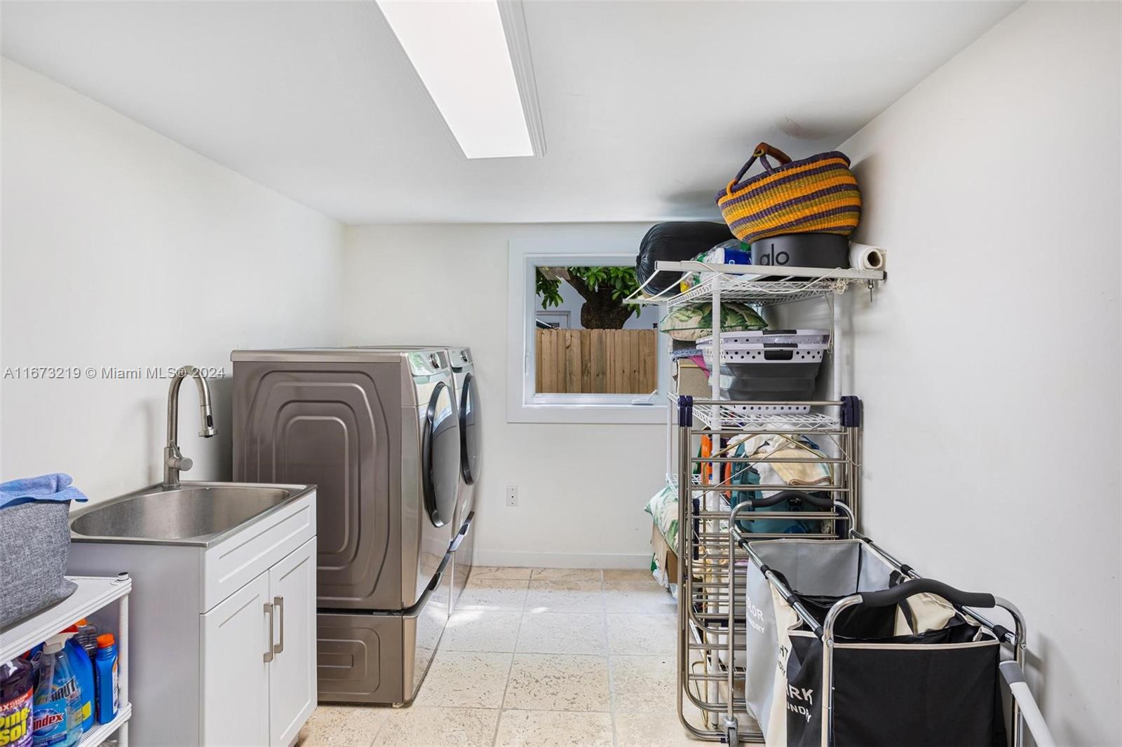 BISCAYNE KEY ESTATES - Residential