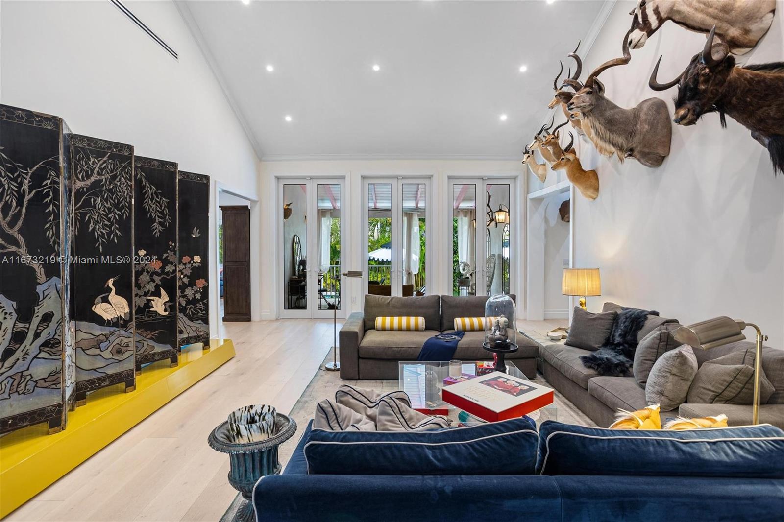 BISCAYNE KEY ESTATES - Residential