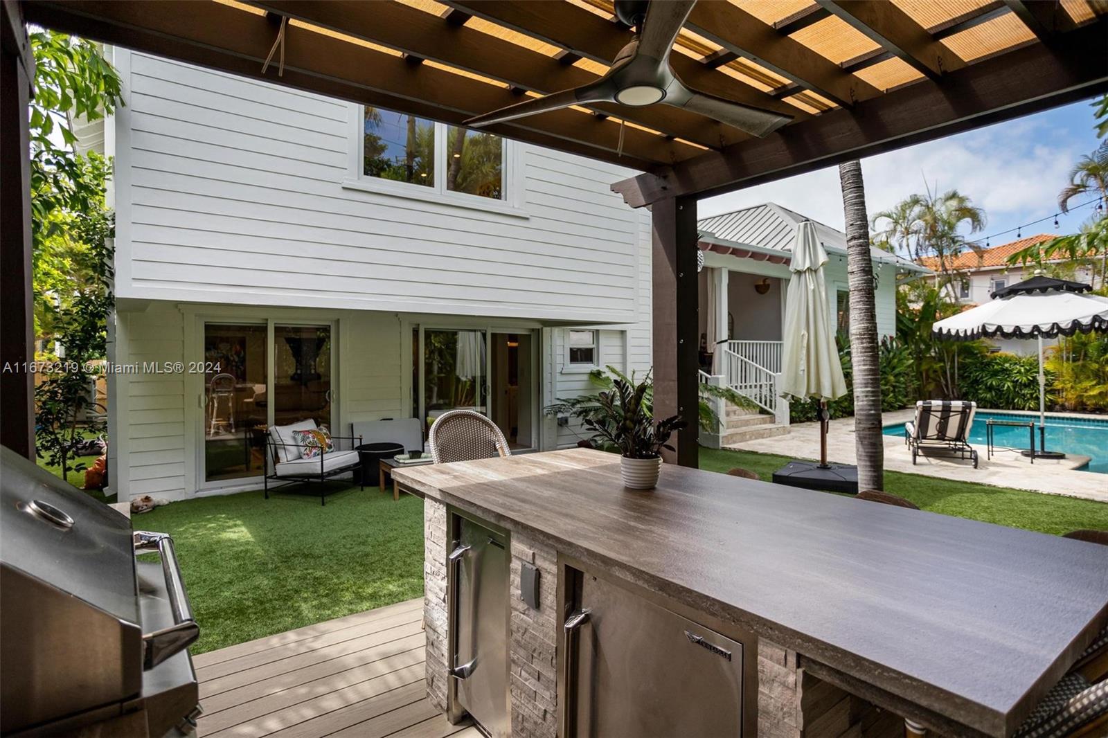BISCAYNE KEY ESTATES - Residential