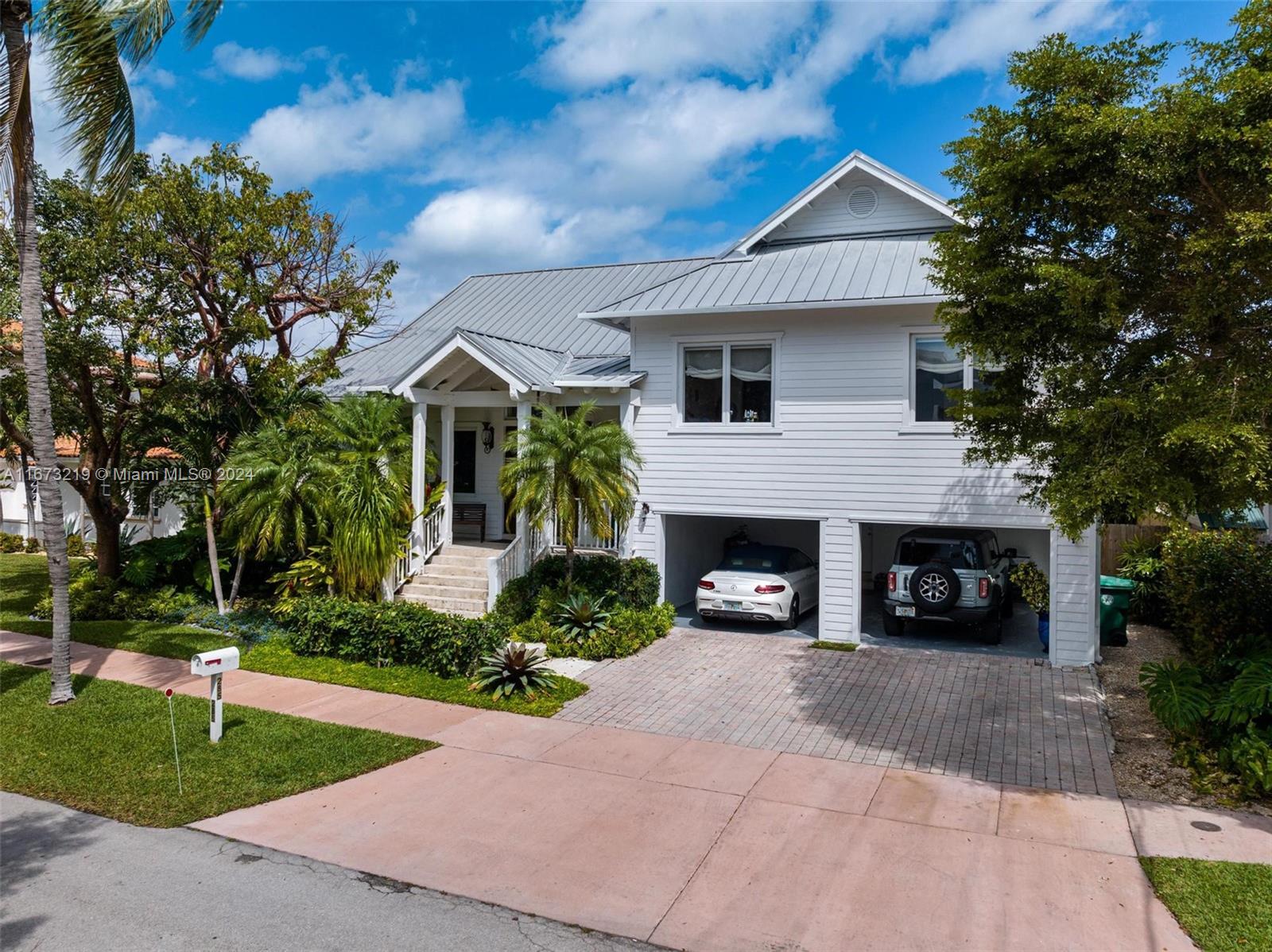 BISCAYNE KEY ESTATES - Residential
