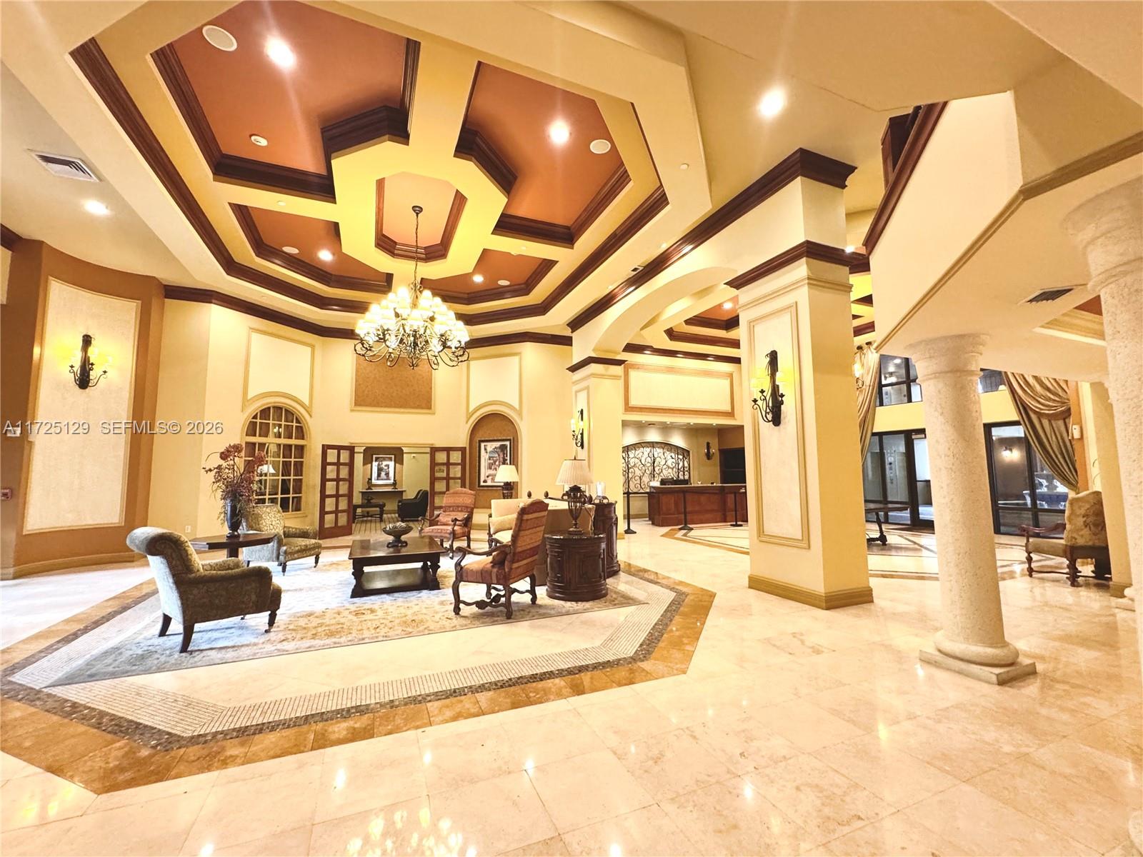 PUERTA DE PALMAS CONDO - Residential