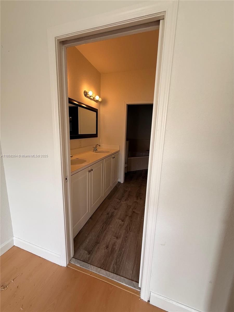 SILVER PALM EAST SECTION - Residential