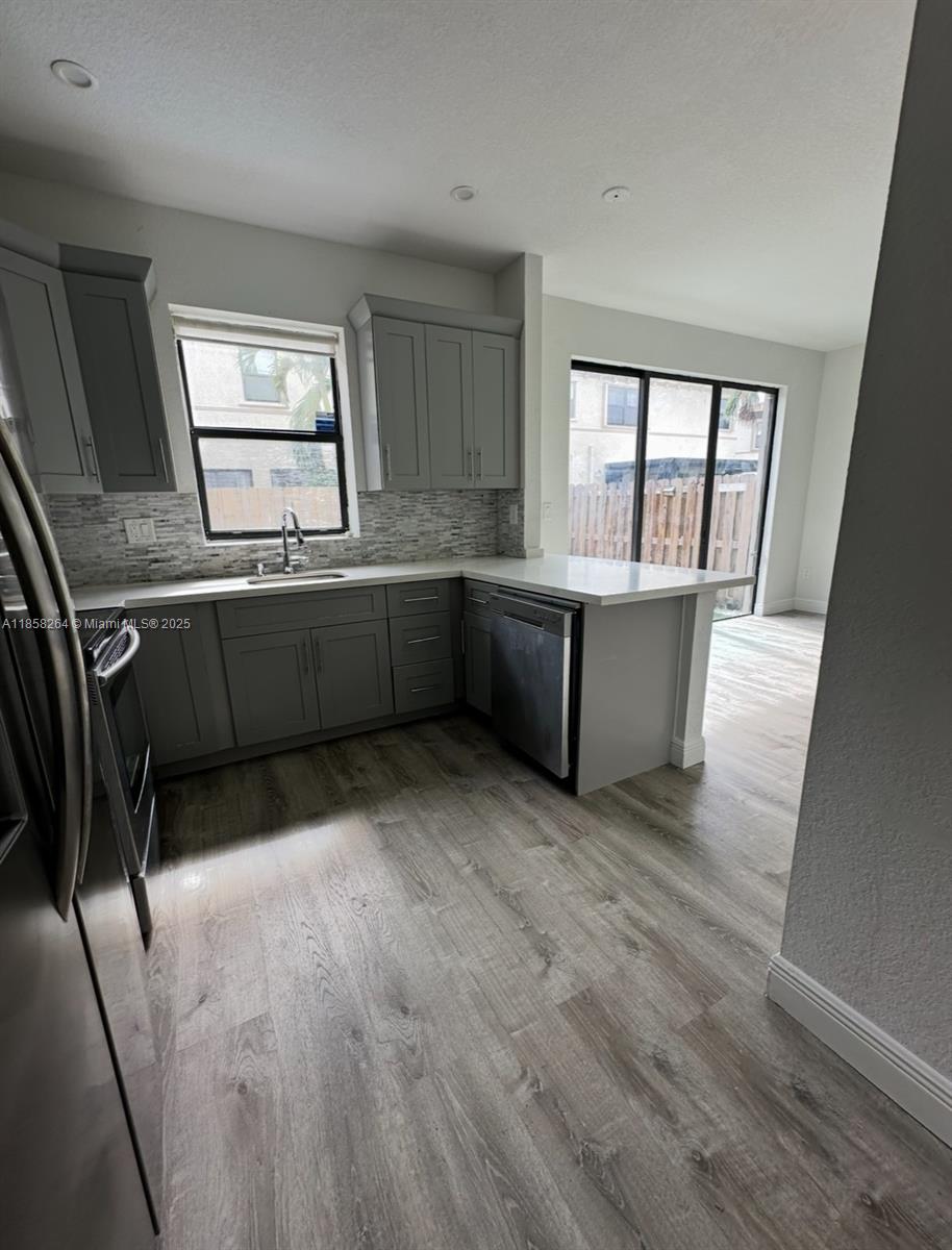 SILVER PALM EAST SECTION - Residential