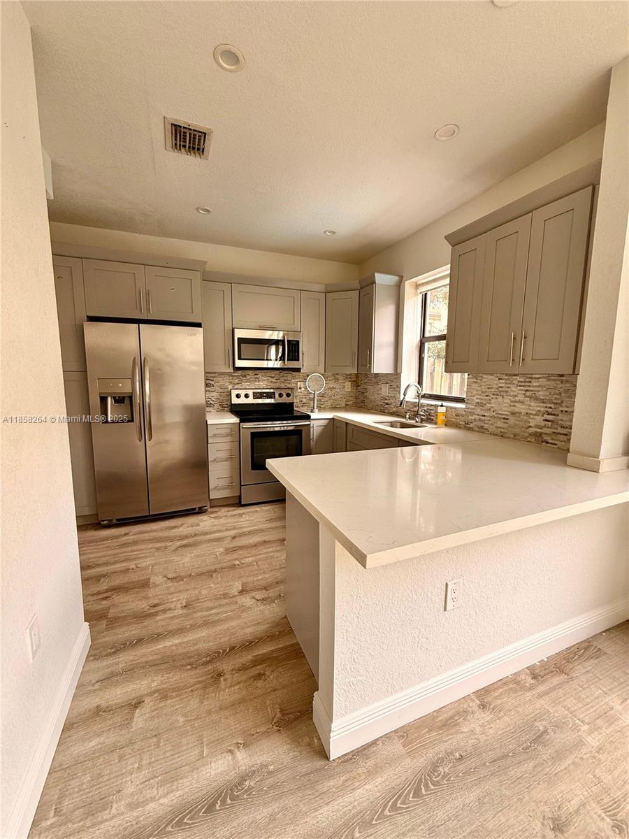 SILVER PALM EAST SECTION - Residential