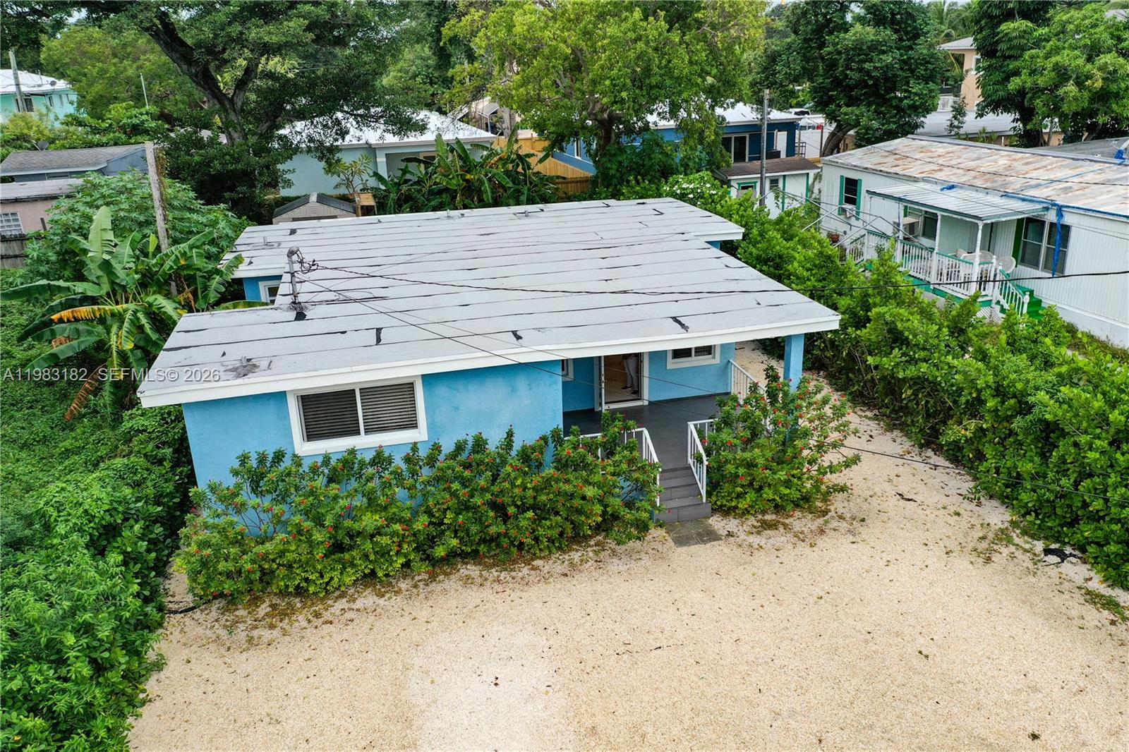 LARGO GARDENS - Residential