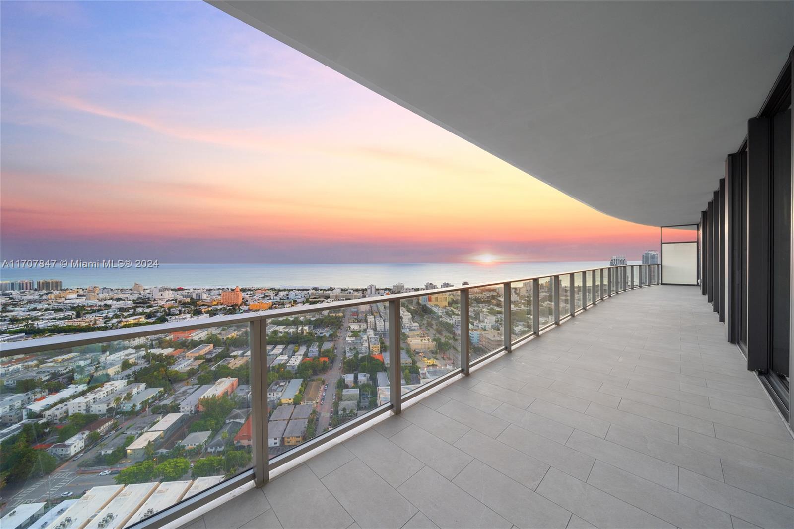 Property for Sale at 500 Alton Road 3705, Miami Beach, Miami-Dade County, Florida - Bedrooms: 2 
Bathrooms: 4  - $4,950,000