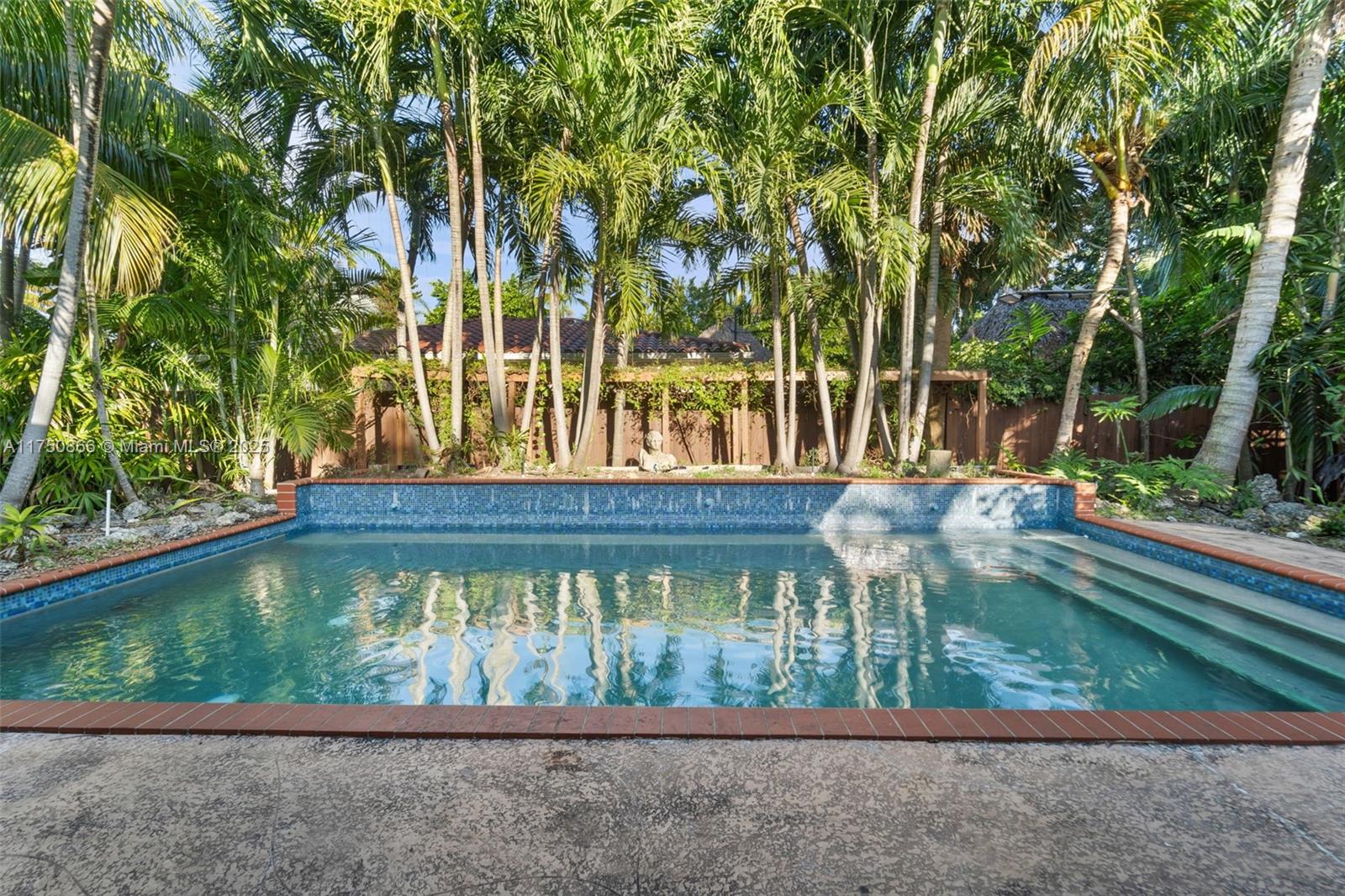 BELLE MEADE - Residential