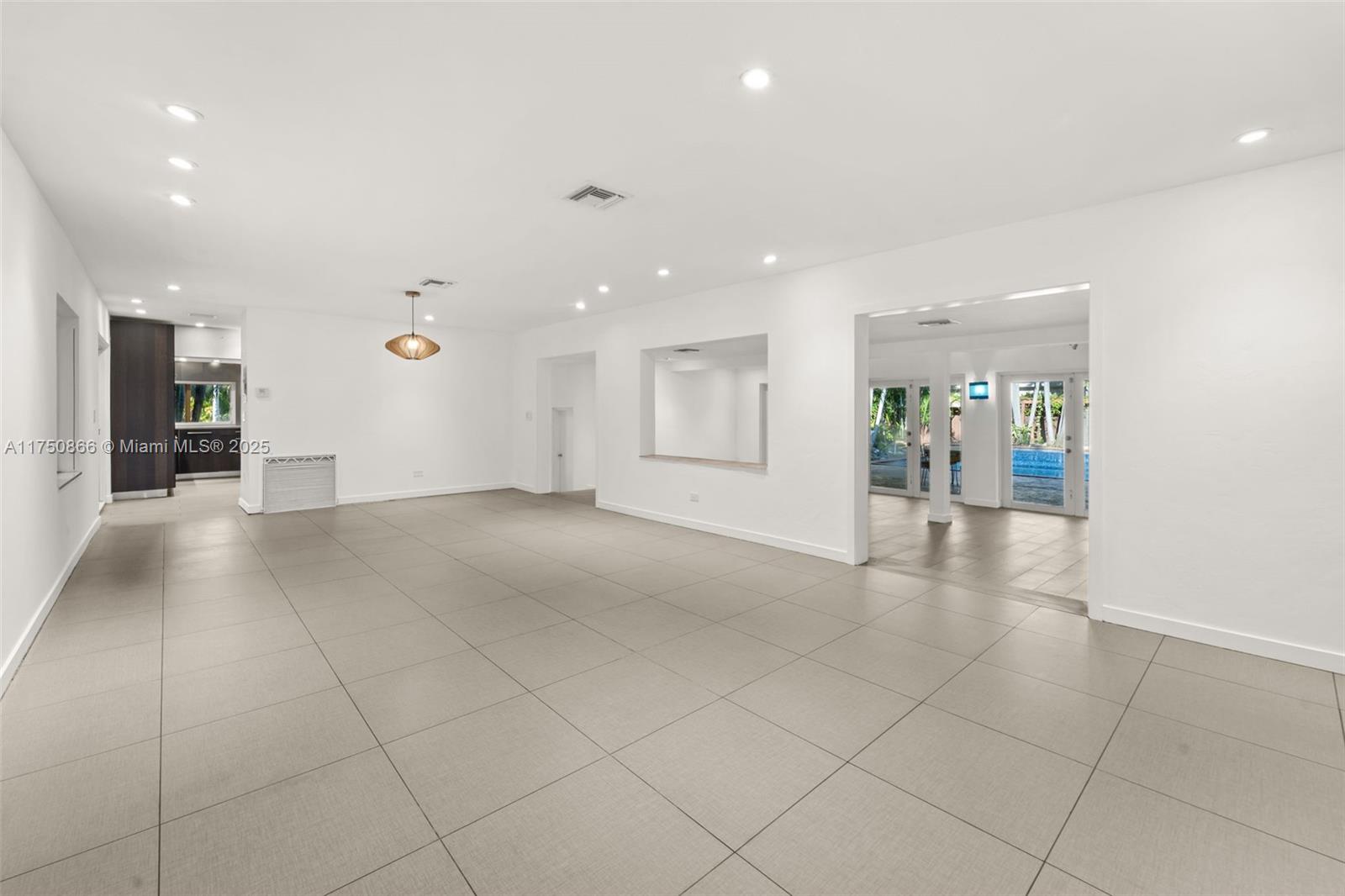 BELLE MEADE - Residential