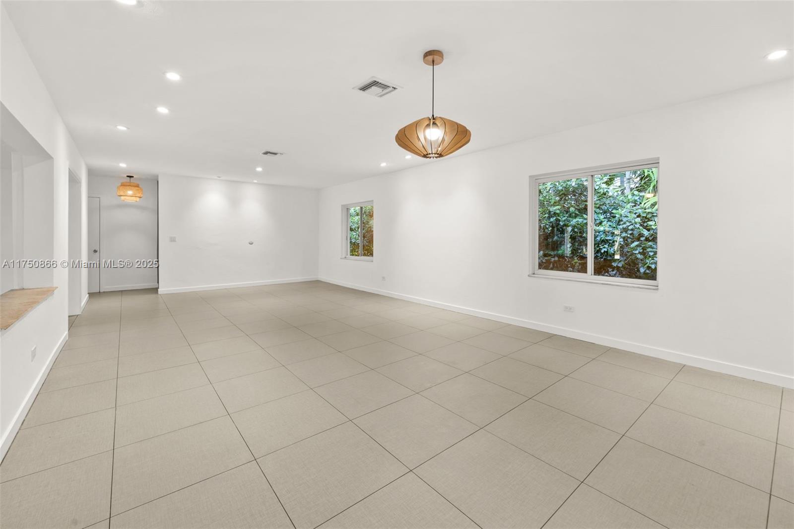 BELLE MEADE - Residential